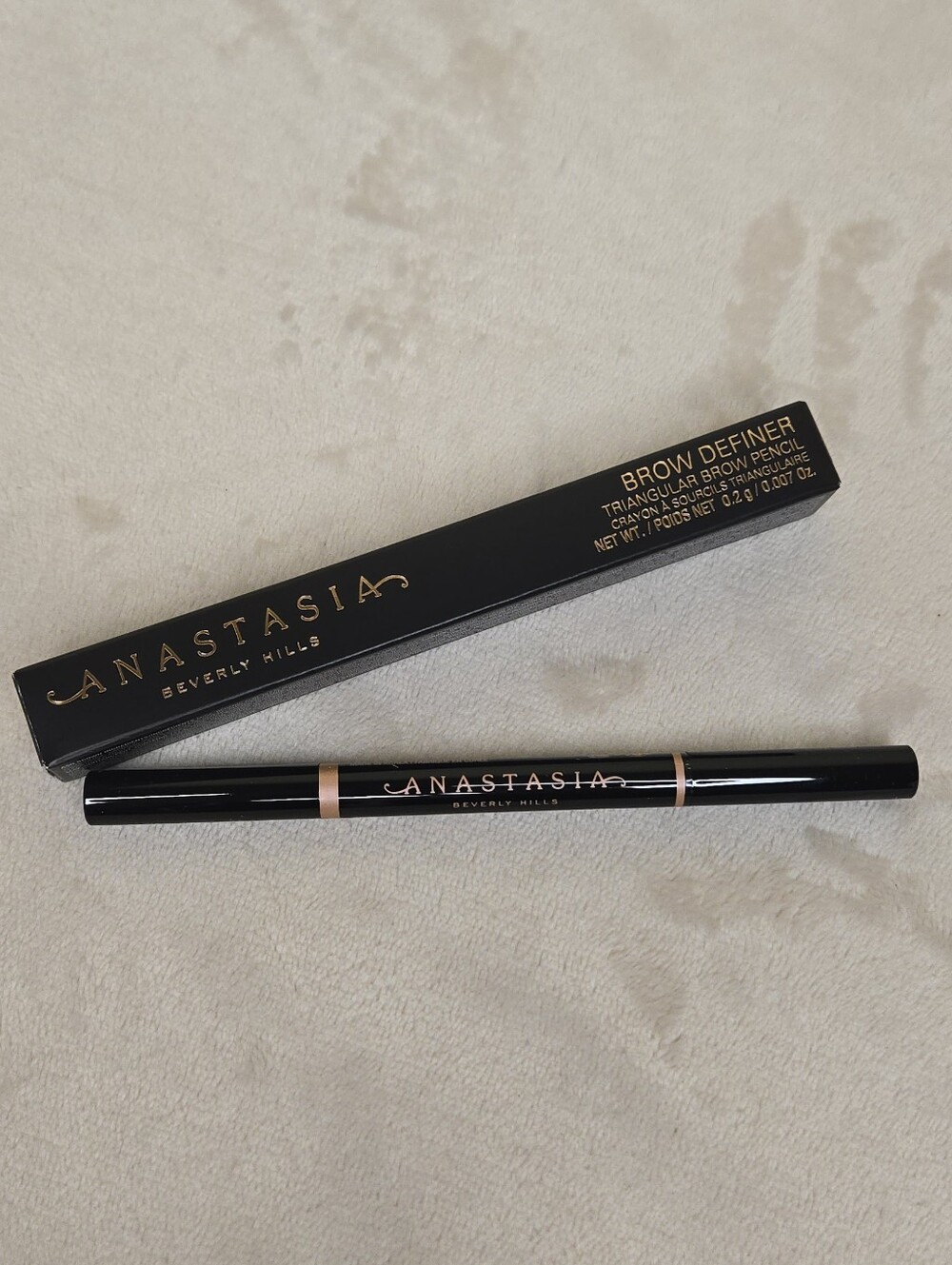 Anastasia Brow Definer MEDIUM BROWN Triangular Brow Pencil And Spoolie